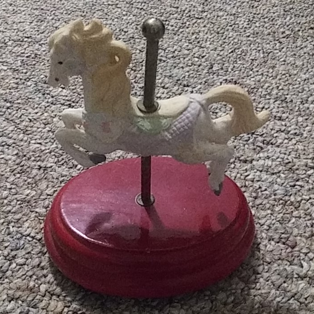 Carousel horse
